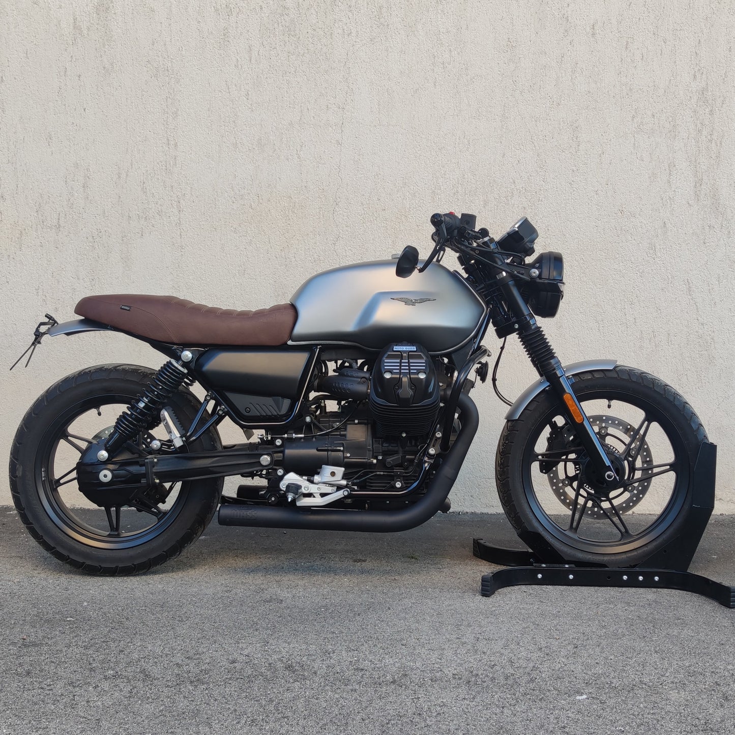 Rear fender 3-1 V7 850