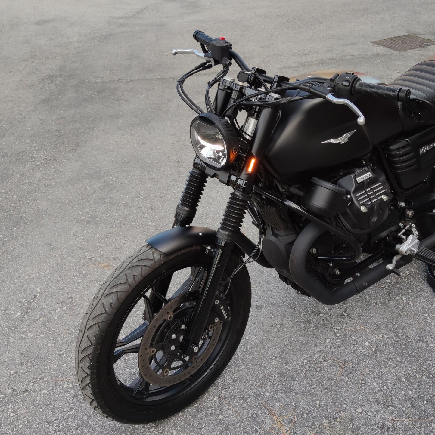 Cover forcelle con frecce integrate V7