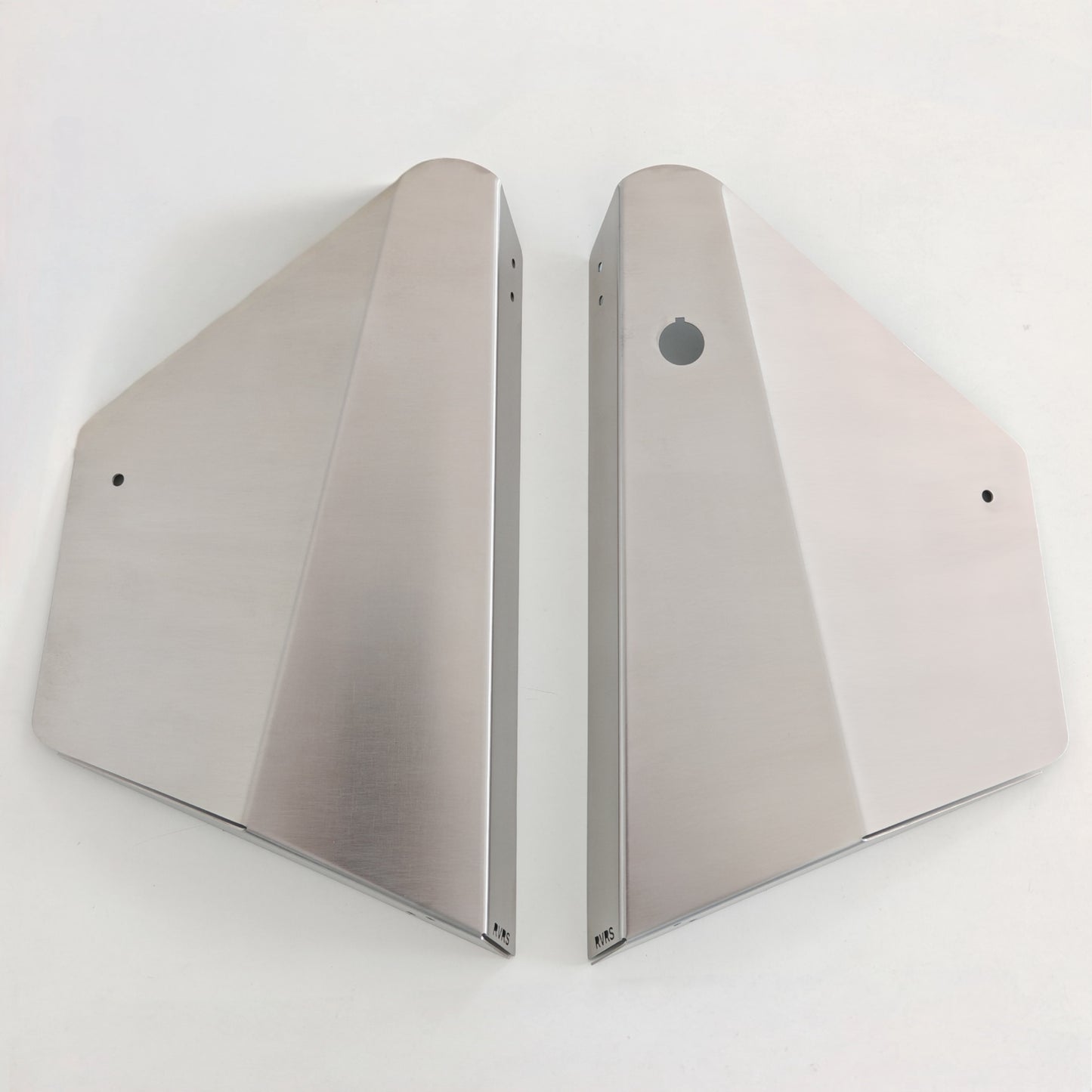 V7 850 aluminum side panels