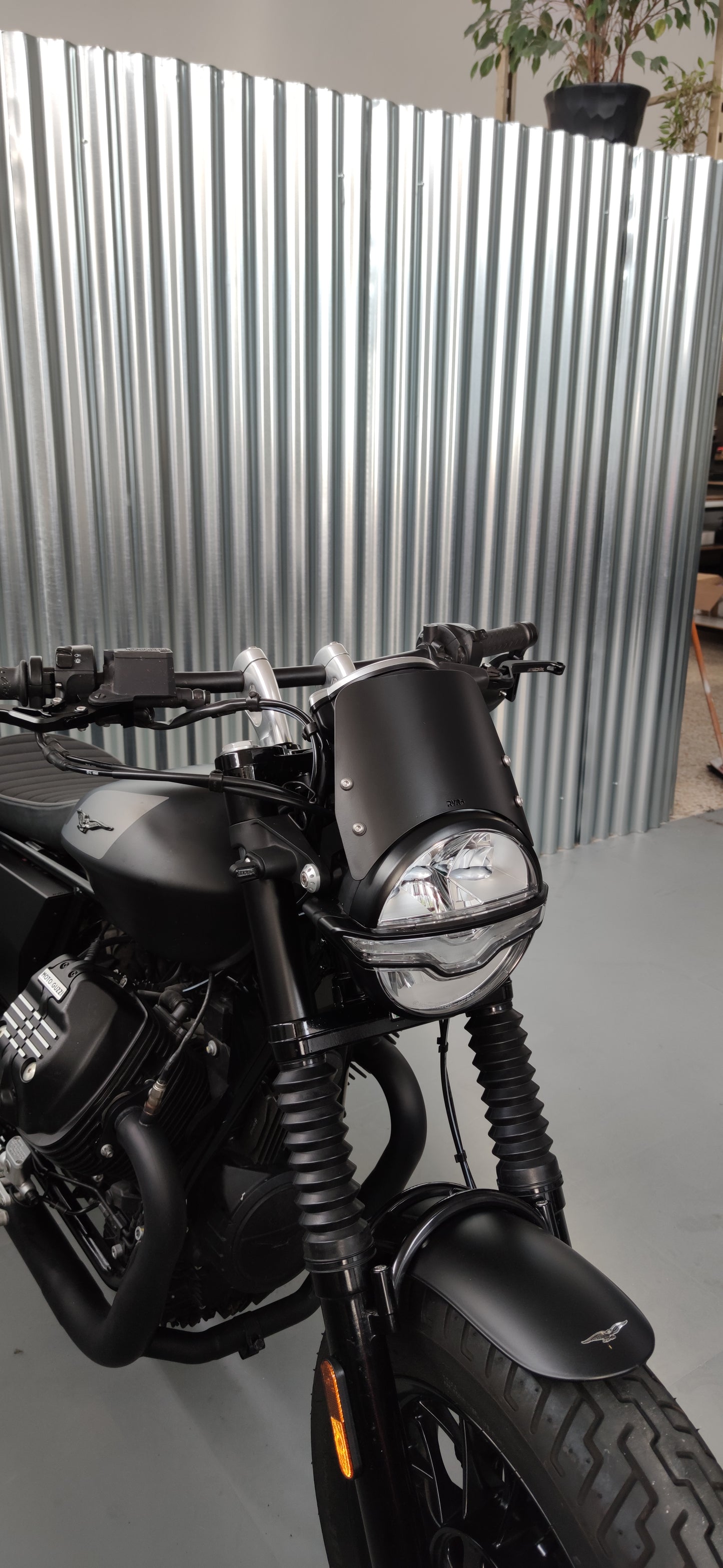 RVRS Aluminum Windshield | V9 (2021-2024) 